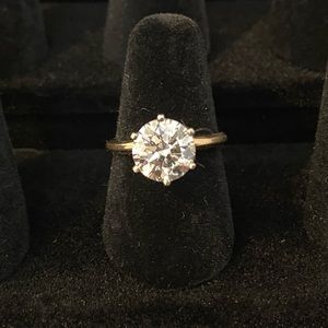 2.37ctw ROUND DIAMOND RING
